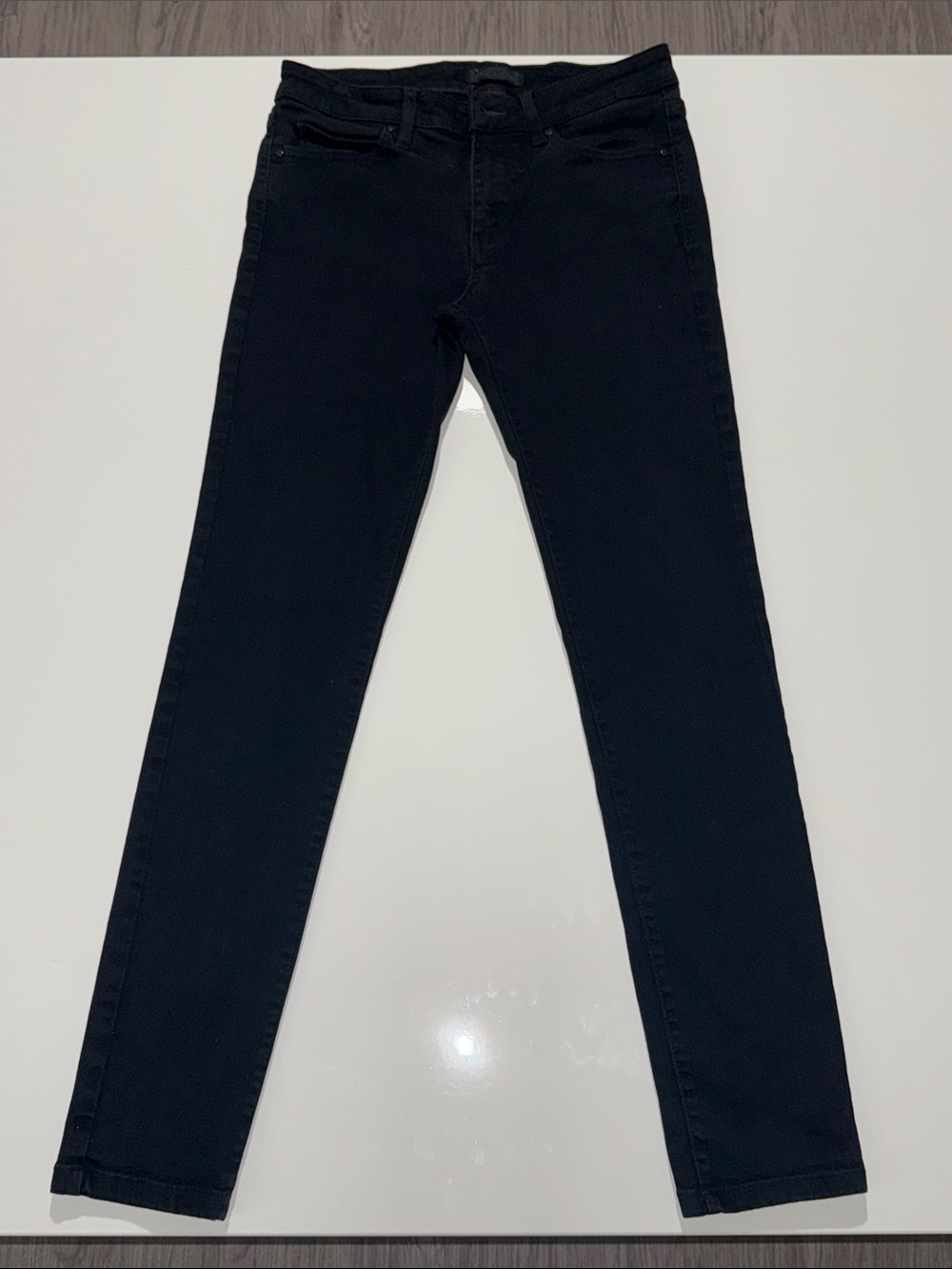 Uniqlo Jeans Women Raw Hem Size 26 Skinny Mid Rise Distressed